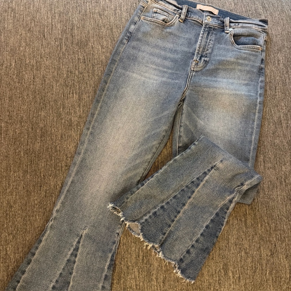 Seven 7 For All Mankind Luxe Vintage Cropped Scalloped Raw Hem Flared Denim 29